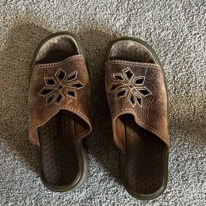 Vintage leather sandals